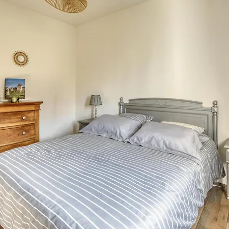 3 Bedroom Gorgeous In Prázdninový dům Rochefort (Charente-Maritime)